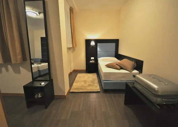 325 Tor Vergata Hotel Roma