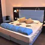 325 Tor Vergata 3* Rzym