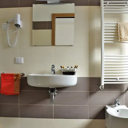 325 Tor Vergata 3* Roma