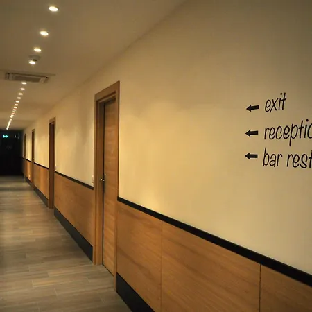 325 Tor Vergata 호텔