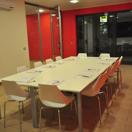 325 Tor Vergata Hotel 3*