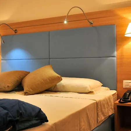 Otel 325 Tor Vergata