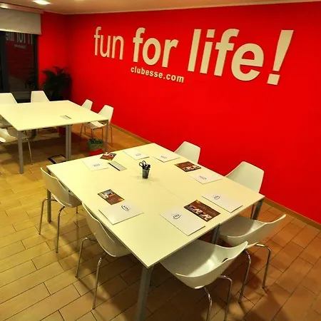 325 Tor Vergata 3* 로마