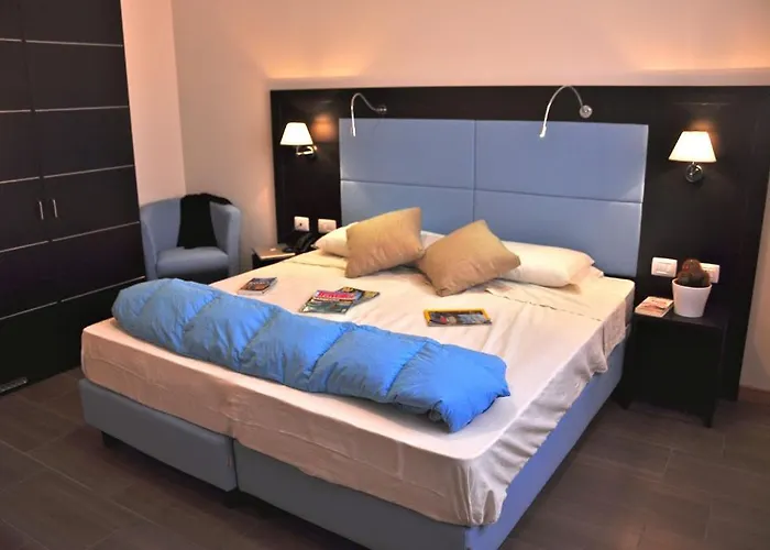 325 Tor Vergata 3* Rome