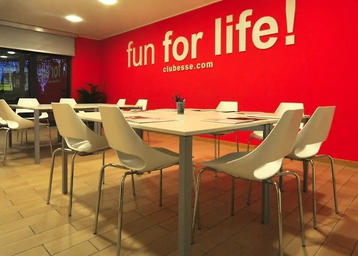 325 Tor Vergata 3* Rome