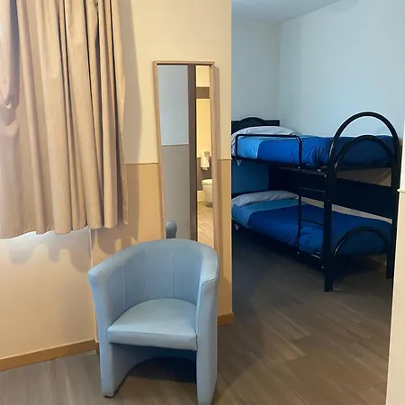 فندق 325 Tor Vergata 3*