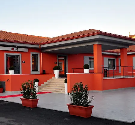 فندق 325 Tor Vergata 3*