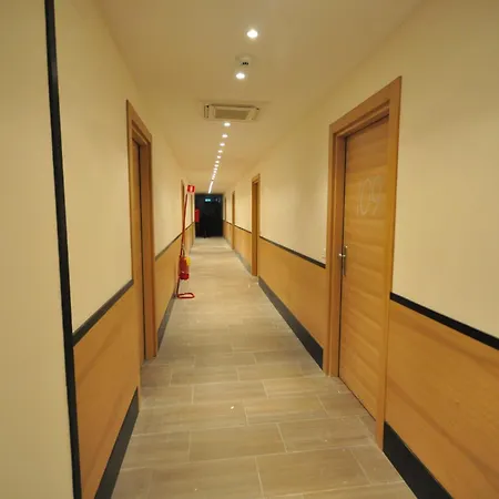 Hotell 325 Tor Vergata